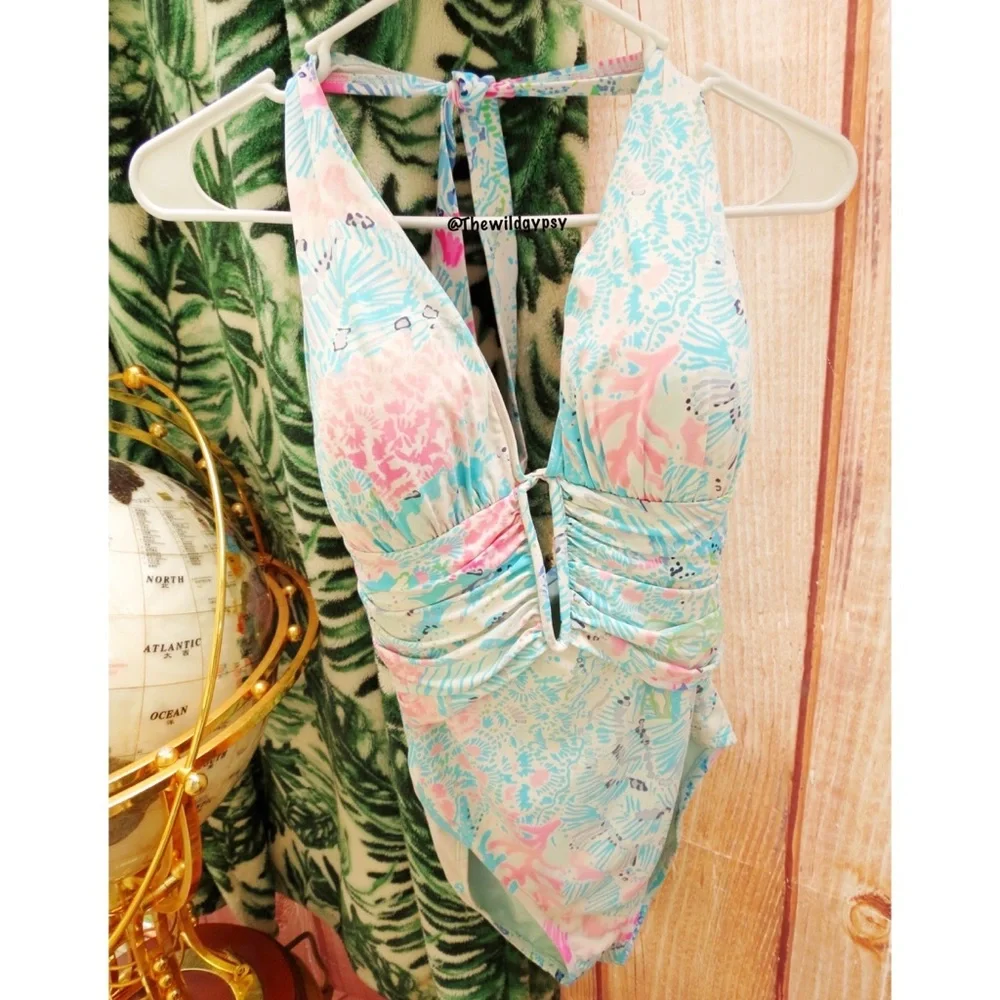 Lilly Pulitzer one piece swimsuit πΏ - Picture 1 of 5